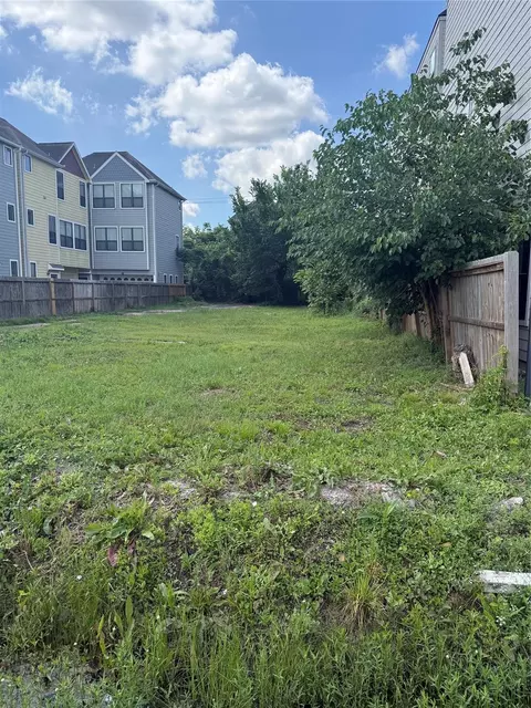 224 W 28th St, Houston, TX 77008