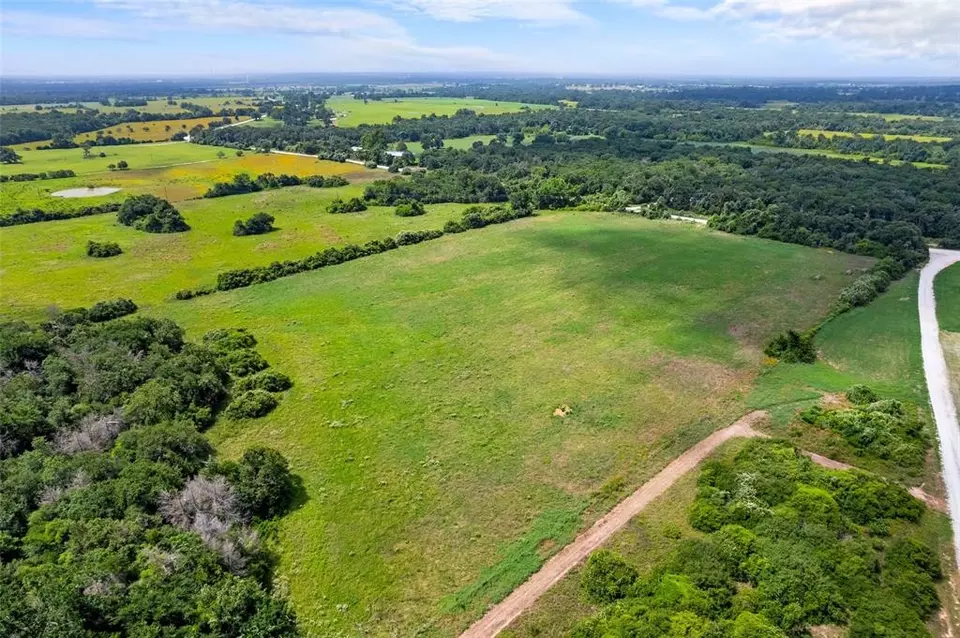 2874 Old Boone Prairie Rd, Franklin, TX 77856 photo 1