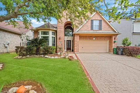 14427 Manorbier Ln, Sugar Land, TX 77498