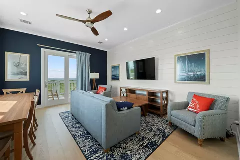 Living - 683 Seaside Dr, Crystal Beach, TX 77650 photo 1 of 2