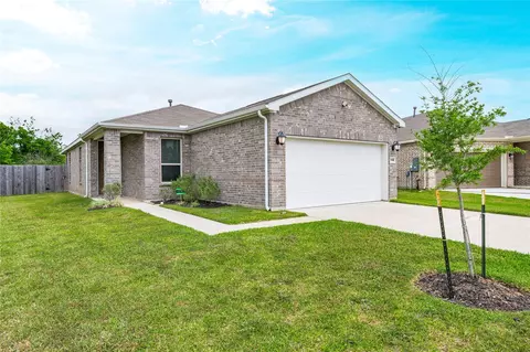 7318 Donnino Dr, Texas City, TX 77591