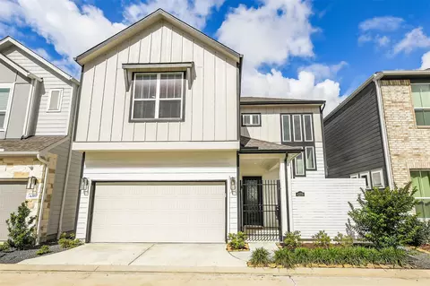 4209 Weathered Oak Dr, Houston, TX 77080