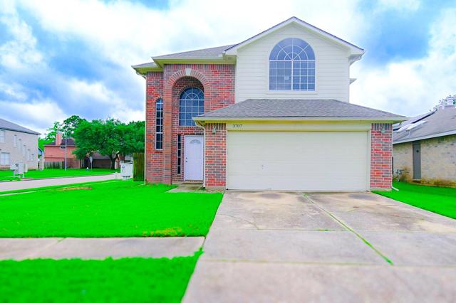 3707 Villa Glen Dr, Houston, TX 77088