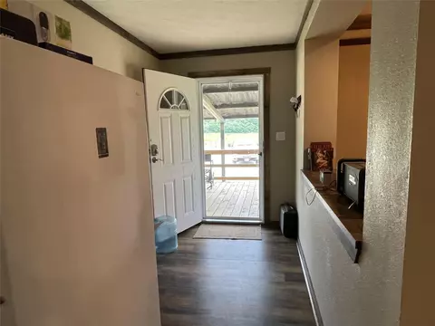 Entry Way - 6086 Fm 1511, Centerville, TX 75833 photo 2 of 3