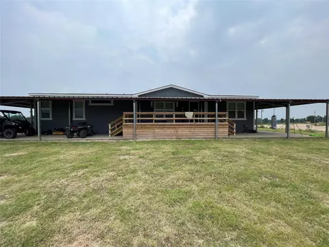 Exterior - 6086 Fm 1511, Centerville, TX 75833 photo 1 of 10