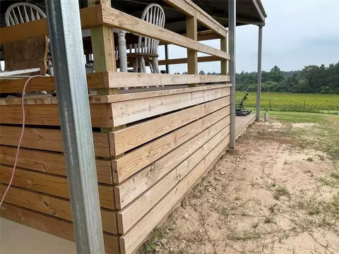 Exterior - 6086 Fm 1511, Centerville, TX 75833 photo 7 of 10