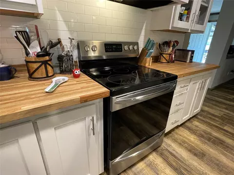 Kitchen - 6086 Fm 1511, Centerville, TX 75833 photo 9 of 9