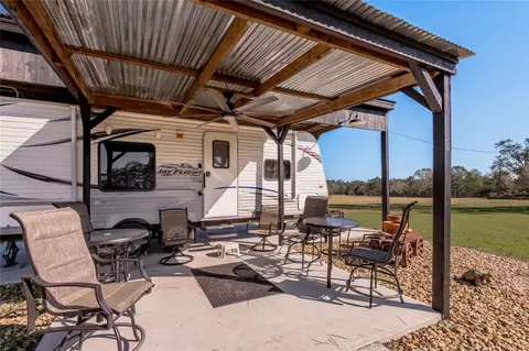 Exterior - 5316 N Sh 19 N, Trinity, TX 75862 photo 5 of 7