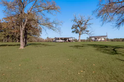 Exterior - 5316 N Sh 19 N, Trinity, TX 75862 photo 6 of 7