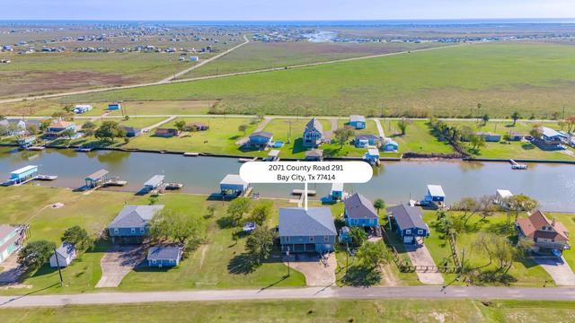 2071 County Road 291, Bay City, TX 77414