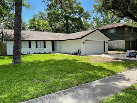 22310 Walnut Valley Dr, Spring, TX 77389 photo 1