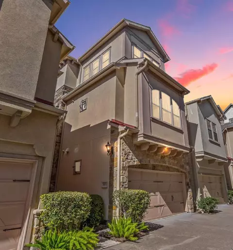 931 W 23rd St #I, Houston, TX 77008