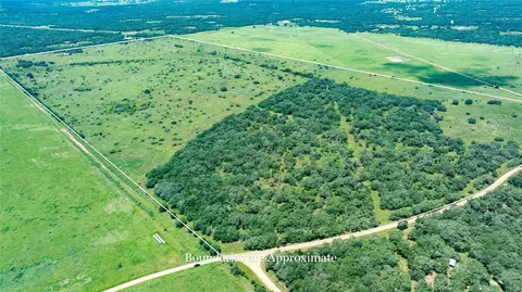 000 County Road 15aa, Hallettsville, TX 77964