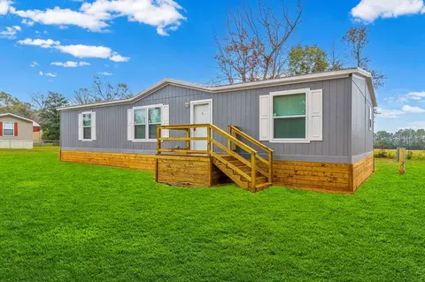753 Sunny Dr, Livingston, TX 77351