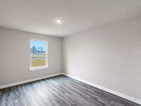 Bedroom - 1010 4th St, Hempstead, TX 77445 photo 3 of 3