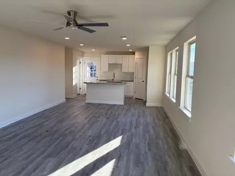 Living - 1010 4th St, Hempstead, TX 77445 photo 1 of 2