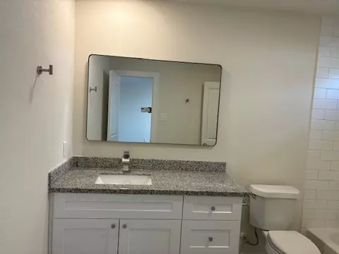 Bath - 1010 4th St, Hempstead, TX 77445 photo 1 of 5