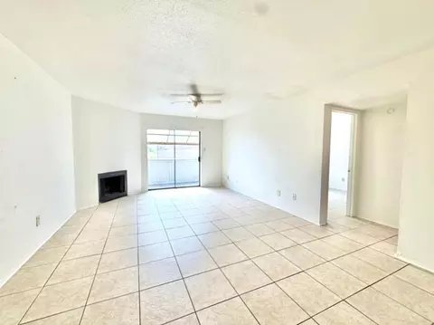 8323 Wilcrest Dr #7002, Houston, TX 77072