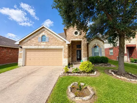 8806 Inglebrook Ln, Houston, TX 77083