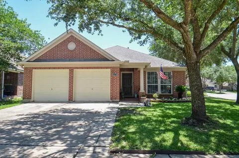 25735 Oakstone Park Dr, Richmond, TX 77406