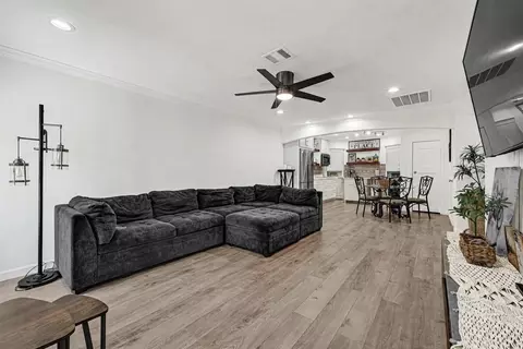 2809 Tooke St, Houston, TX 77023