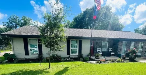 1410 Avenue D, Danbury, TX 77534
