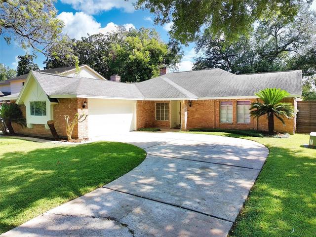 3115 W Creek Club Dr, Missouri City, TX 77459
