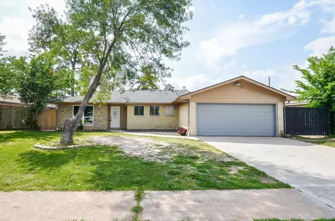 13338 Forest Knoll Dr, Houston, TX 77049