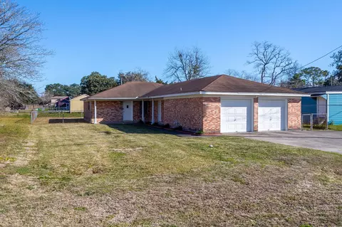 118 Johnson St, La Marque, TX 77568