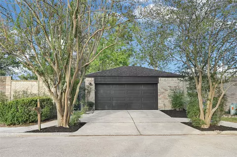 8303 Spring Wind Dr, Houston, TX 77040