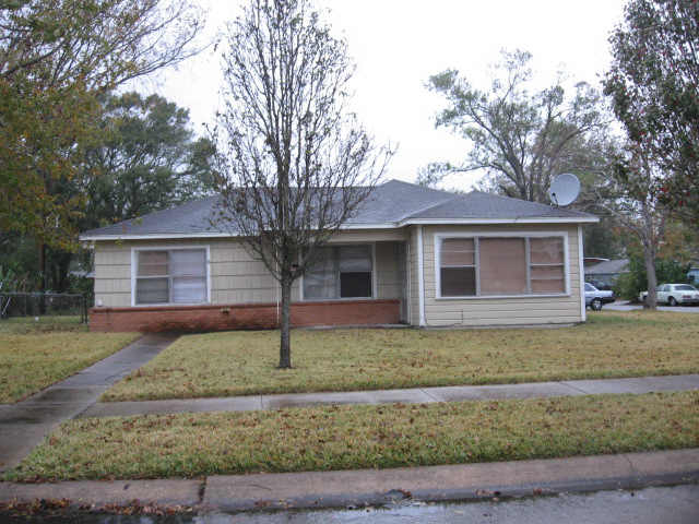 1602 Harding St, Pasadena, TX 77502 photo 1