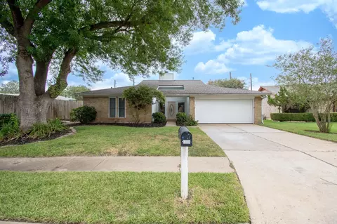 2507 Sage Brush Ln, Sugar Land, TX 77479