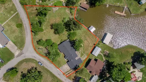 119 Elm Dr, Onalaska, TX 77360
