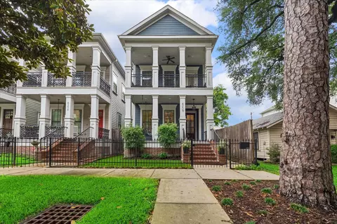 625 Allston St #B, Houston, TX 77007