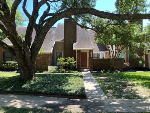 16630 Holly Trail Dr #2, Houston, TX 77058