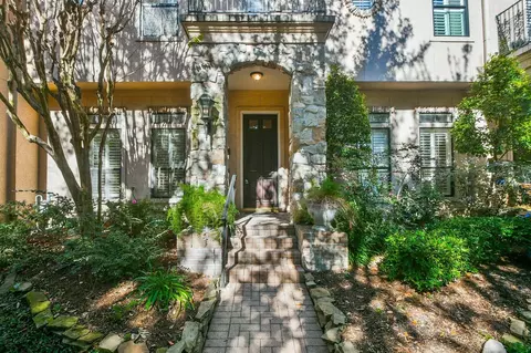 3326 Memorial Crest Blvd, Houston, TX 77007