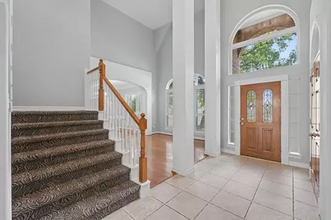 Entry Way - 18423 Bivens Bnd, Spring, TX 77379 photo 2 of 4