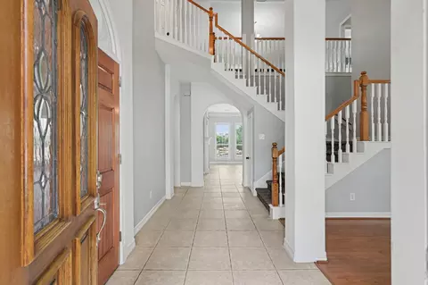 Entry Way - 18423 Bivens Bnd, Spring, TX 77379 photo 1 of 4