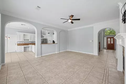 Living - 18423 Bivens Bnd, Spring, TX 77379 photo 3 of 6