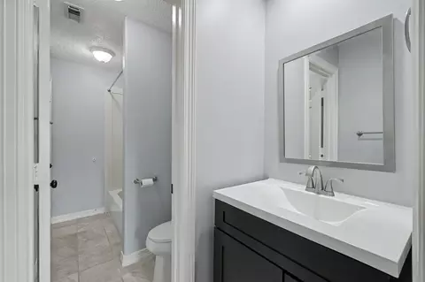 Bath - 18423 Bivens Bnd, Spring, TX 77379 photo 3 of 5