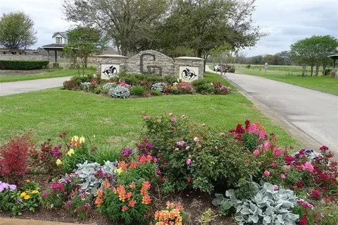 21802 Chenango Lake Dr, Angleton, TX 77515 photo 1