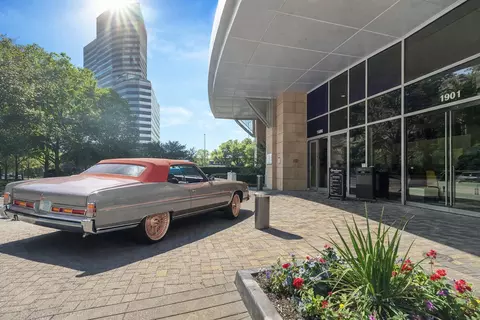 1901 Post Oak Blvd #4103, Houston, TX 77056