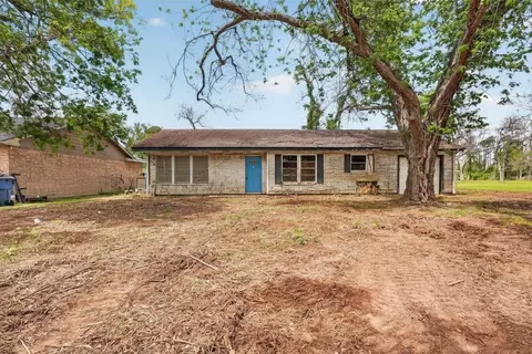 134 Scout Rd, Freeport, TX 77541