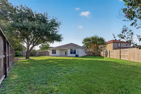 Exterior - 4203 Nueces River Loop, Spring, TX 77386 photo 4 of 5