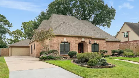 Exterior - 6403 Willow Pine Dr, Spring, TX 77379 photo 2 of 6
