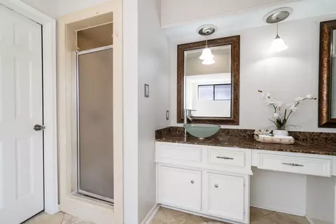 Bath - 6403 Willow Pine Dr, Spring, TX 77379 photo 2 of 5