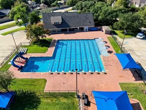 Exterior - 6403 Willow Pine Dr, Spring, TX 77379 photo 5 of 6