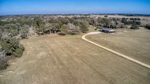 View/Area - 40934 Thomas Ln, Hempstead, TX 77445 photo 6 of 10