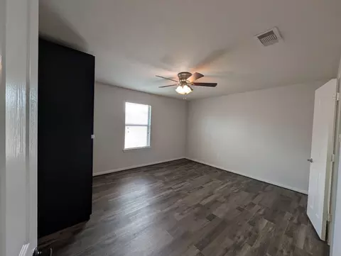 Bedroom - 25614 Crisp Spring Ln, Spring, TX 77373 photo 3 of 5