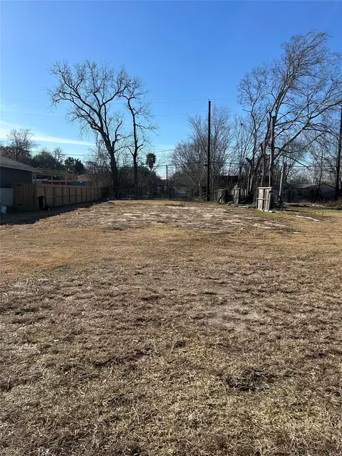 3511 Fuqua Rd, Houston, TX 77047